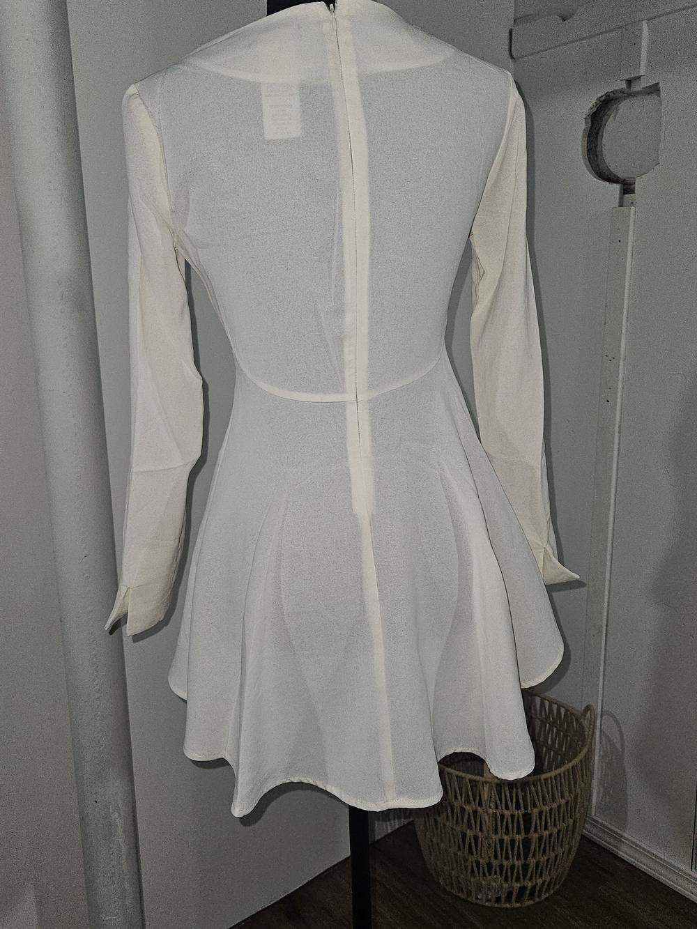 mark. Cream Long-Sleeve Blouse with High-Low Hem